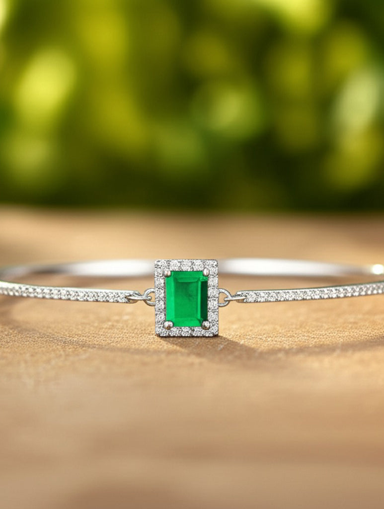 Classic Allure Emerald Bracelet | My Cavell
